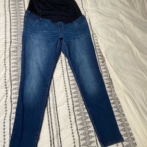 Target Maternity Skinny Jeans size 10 great condition and so comfy!